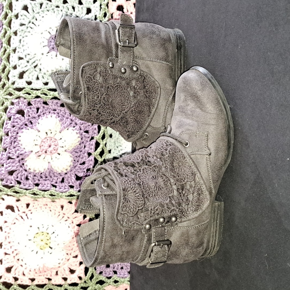 Not Rated Gray Women's Ankle Boots